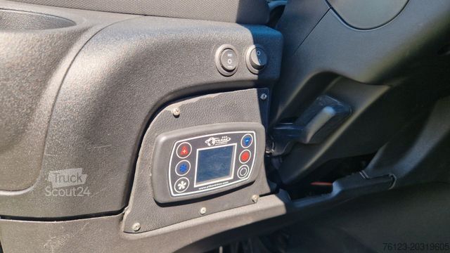 Мікроавтобус IVECO Daily C35 M1 9 Sitzer sauberes Fahrzeug