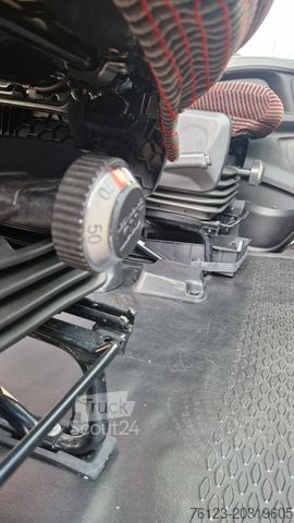 Мікроавтобус IVECO Daily C35 M1 9 Sitzer sauberes Fahrzeug