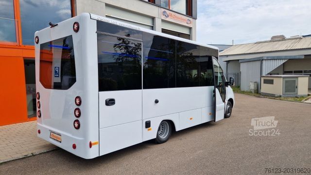 Minibus MERCEDES-BENZ 30 Sitzer Schulbus Transferbus 519 Stock