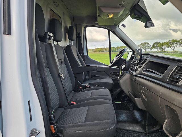 Kombi z wysokim dachem FORD TRANSIT 2.0 L3H2 Navi Automaat!