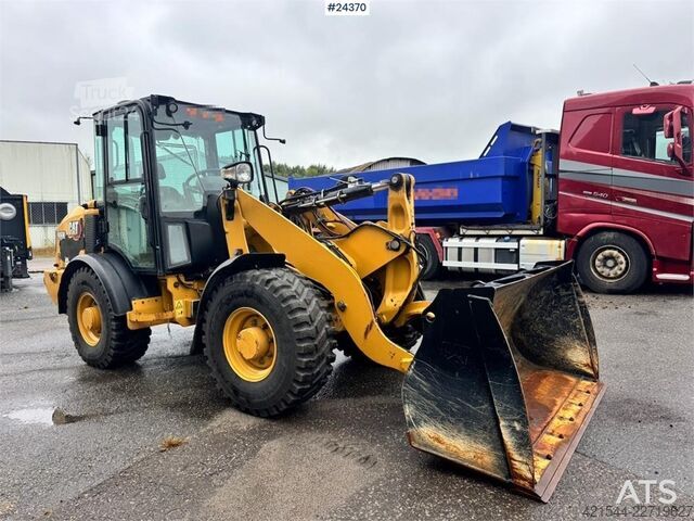 Krautuvas Caterpillar 906M