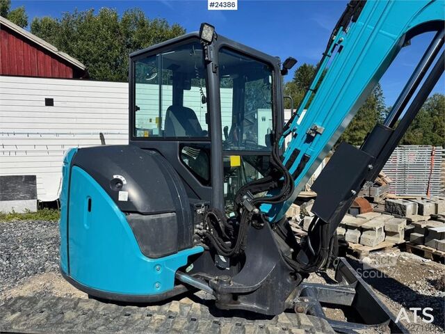 Mini ekskavatorius Airman AX55U-6A Mini Excavator with Rototilt, 3 Buckets,