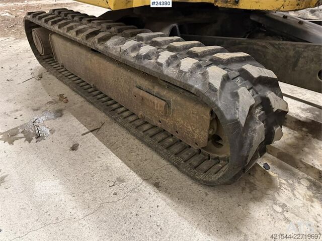 Rupsgraafmachine Caterpillar 302.5C Excavator with hydraulic grading bucket, to