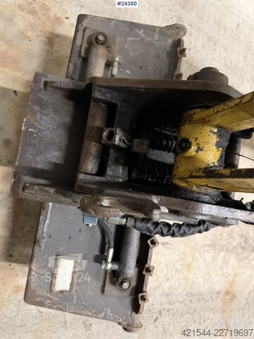 Rupsgraafmachine Caterpillar 302.5C Excavator with hydraulic grading bucket, to