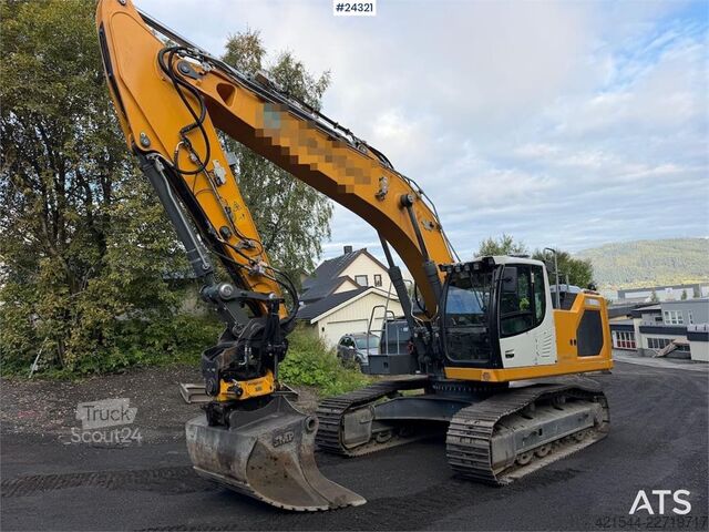 Koparka gąsienicowa Liebherr R930 LC excavator w/ 2 buckets and GPS. WATCH VIDE