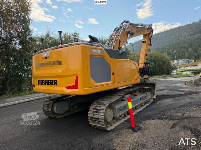 Koparka gąsienicowa Liebherr R930 LC excavator w/ 2 buckets and GPS. WATCH VIDE