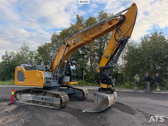 Koparka gąsienicowa Liebherr R930 LC excavator w/ 2 buckets and GPS. WATCH VIDE