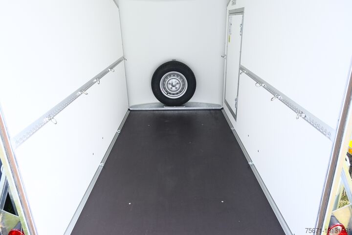 Kofferanhänger CHEVAL LIBERTE Debon Roadster C300 mit Seitentür
