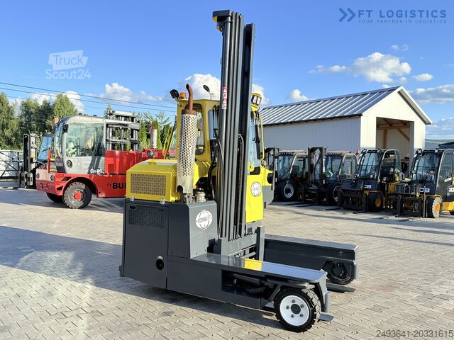 Четырёхходовой вилочный погрузчик Combilift C3000 GAS TRIPLEX 7600MM FREE-LIFT