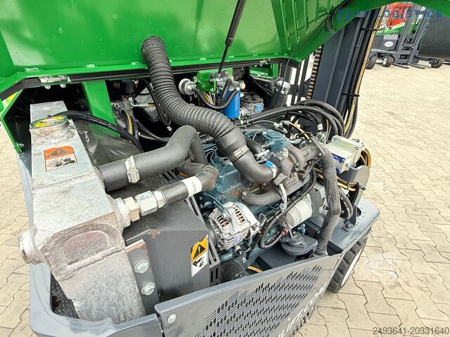 Четырёхходовой вилочный погрузчик Combilift CB3000 / TRIPLEX 4900MM / FREE LIFT