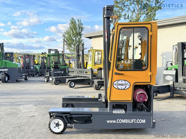 Четырёхходовой вилочный погрузчик Combilift C3000 GAS DUPLEX 4500 FREE LIFT CABIN