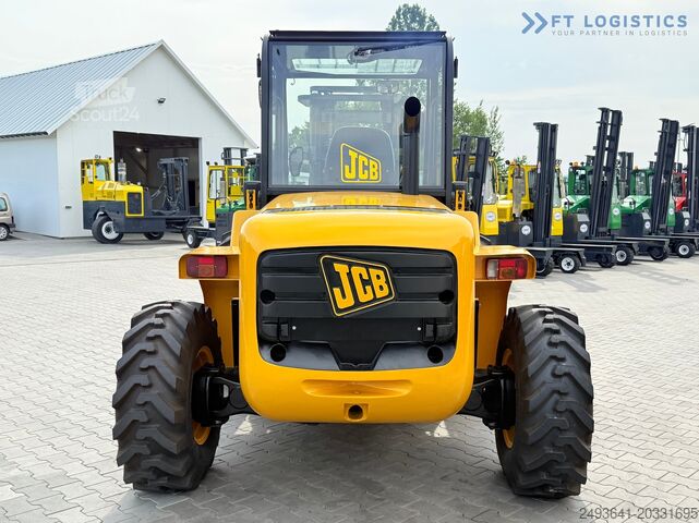 вилочный погрузчик повышенной проходимости JCB 940 / TRIPLEX 4500 / FREE-LIFT NEW TIRES