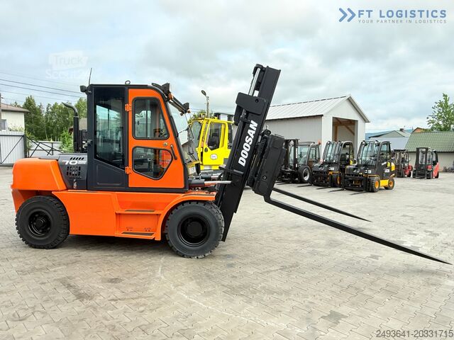 Empilhadeira de quatro rodas DOOSAN 70 / DUPLEX / FORK 2500MM / POSITIONER