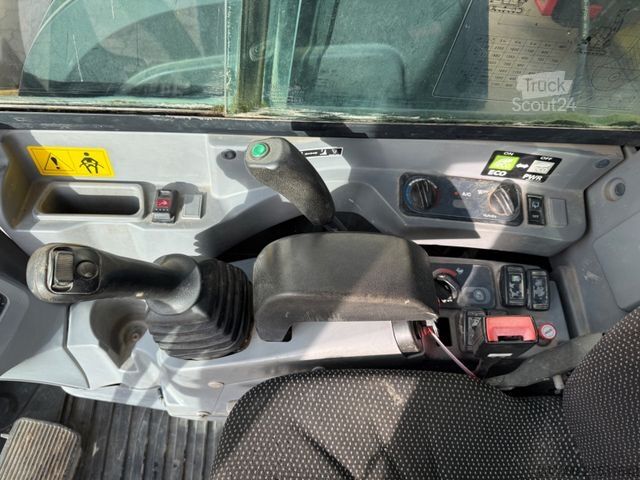 Mini-pelle KUBOTA KX080-4 / ZSA / 3 x Löffel / VAH / Deutsch