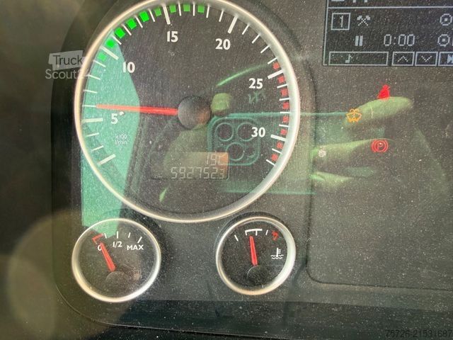 Standard tractor unit MAN TGX 18.540, Kompressor, Retarder