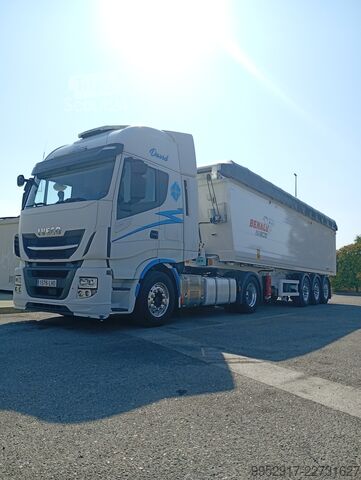 Tractor estándar Iveco Stralis HiWay
