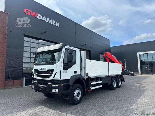 Vrachtwagen met kraan Iveco Trakker 360 6x4 Palfinger PK 33002-EH E + Fly J...