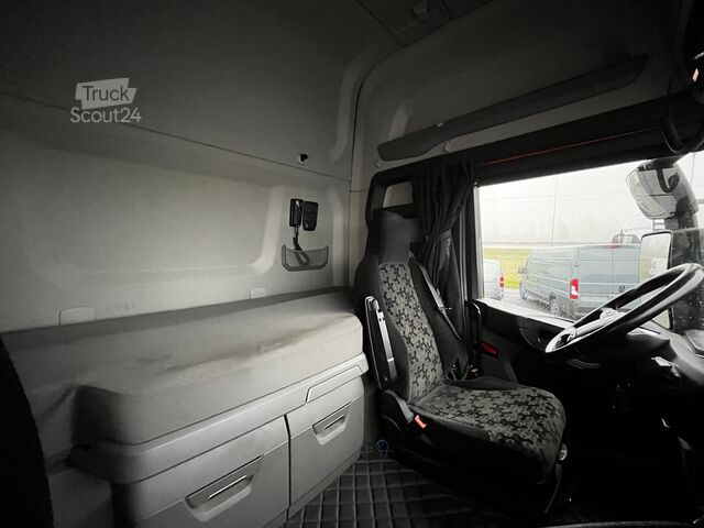 Tractor estándar SCANIA R450