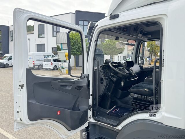 Autocarro con cassone LBW Mercedes-Benz Atego 1221 L Koffer 6,1m LBW AHK Klima