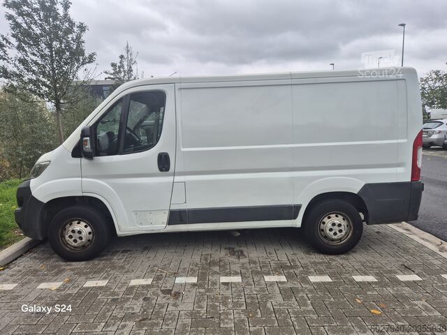 Fourgon tôlé Citroen Jumper