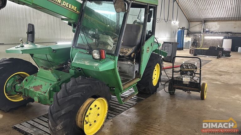 Телескопический погрузчик John Deere 4400 John Deere 4400 verreiker met motorproblem...