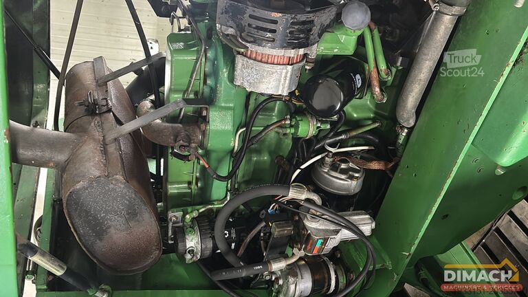 Телескопический погрузчик John Deere 4400 John Deere 4400 verreiker met motorproblem...