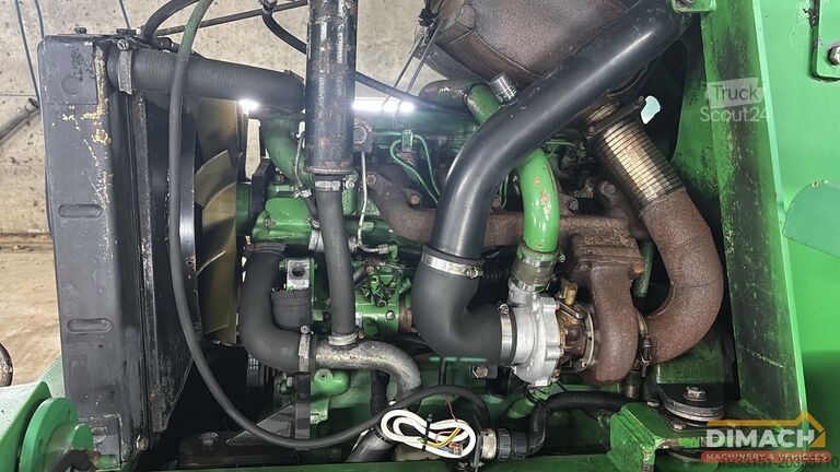 Телескопический погрузчик John Deere 4400 John Deere 4400 verreiker met motorproblem...