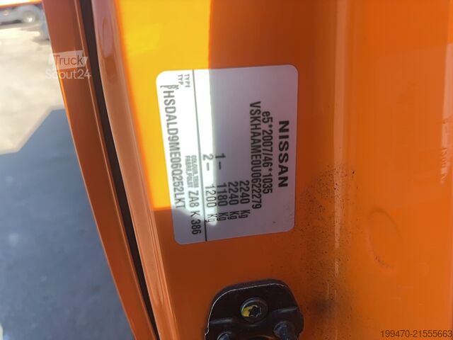 مركبة تجارية - قلابة Nissan eNV200 Electric Tipper