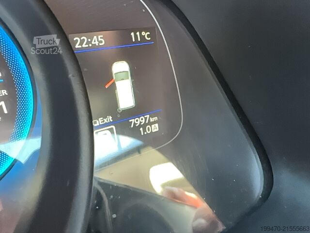 مركبة تجارية - قلابة Nissan eNV200 Electric Tipper