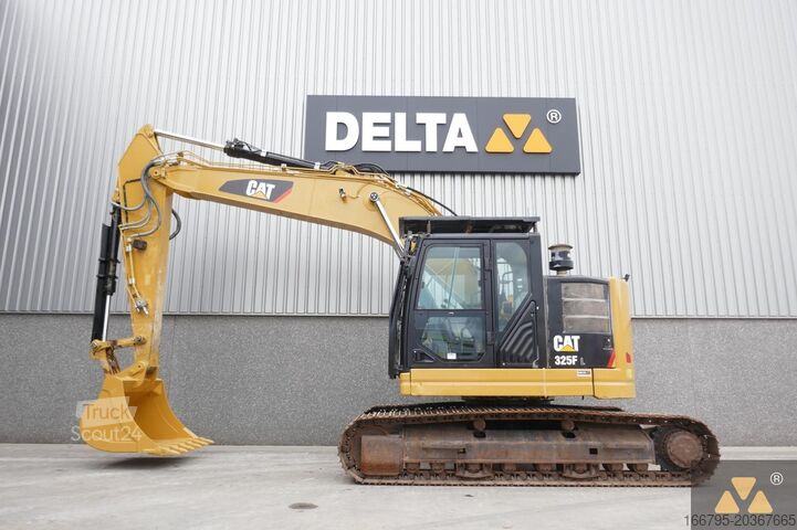 Crawler excavator Caterpillar 325F LCR