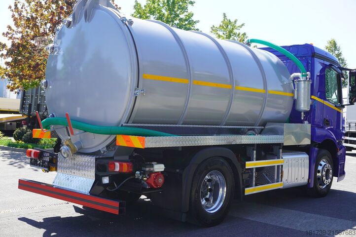 Nástavba s septikem Mercedes-Benz Actros 18.35 LS/ NEW septic tank 08.2025