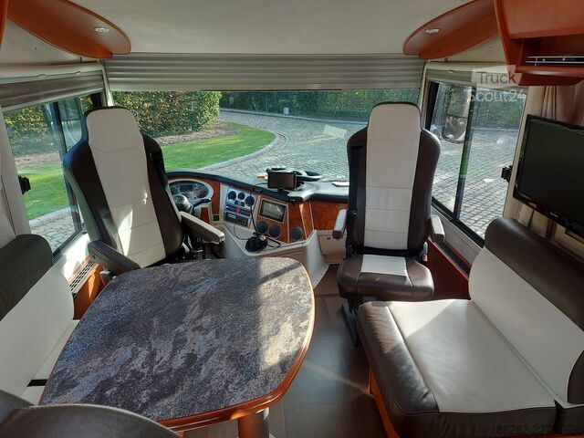 Integraal camper Concorde Carver M821