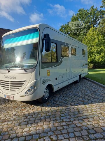 Integraal camper Concorde Carver M821