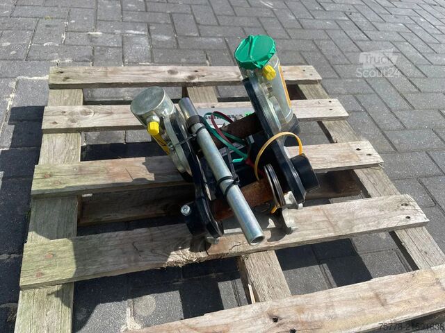 грамофон STEELWRIST TMX S30 -180HA | TILT QUICKCOUPLER | TILTING CO...