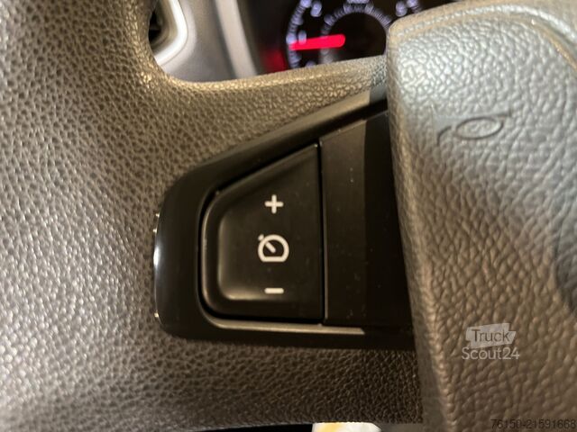 Panel van Opel Movano 2.3 Turbo L2H2 136 PK / Servicebus / Inr...