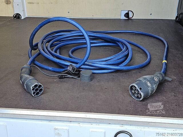 High-roof van FORD E-TRANSIT 350 L3H3 184 75 KWH