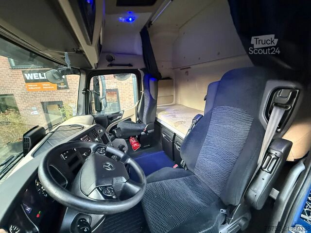 Standard-SZM Mercedes-Benz Actros 1940 4x2 Streamspace Spoilers 722.835KM