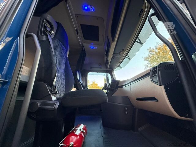 Standard-SZM Mercedes-Benz Actros 1940 4x2 Streamspace Spoilers 722.835KM