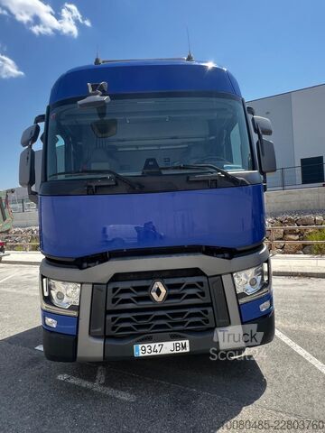 Tractor estándar RENAULT T520 RETARDER MECÁNICA VOLVO