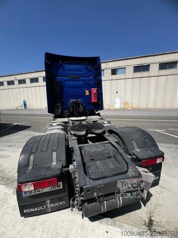 Tractor estándar RENAULT T520 RETARDER MECÁNICA VOLVO