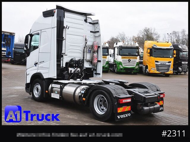 Standardni tegljač VOLVO FH 460 XL  LNG Leder Navi Standlklima