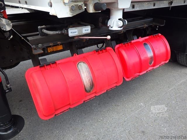 Trevägs tippbil FUSO 7 C 18 Kipper 3,9m/Palfinger Kran/Greifer/2xAHK