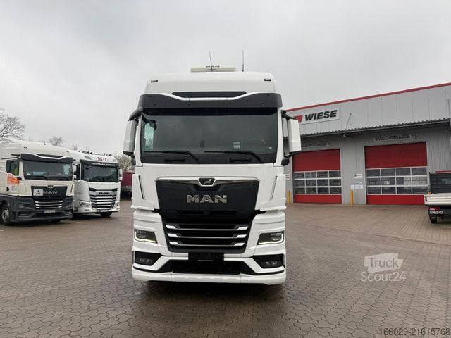 Standard tractor unit MAN TGX 18.510 mit Hydraulik
