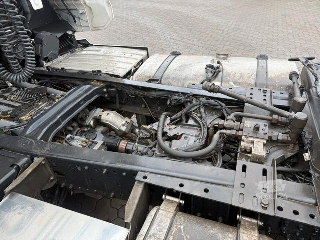 Standard tractor unit MAN TGX 18.510 mit Hydraulik