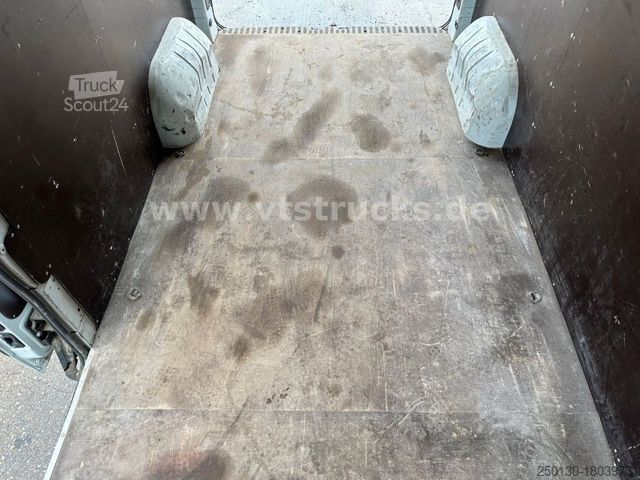 Bestelwagen met verhoogd dak RENAULT Master DCI 135 4x2