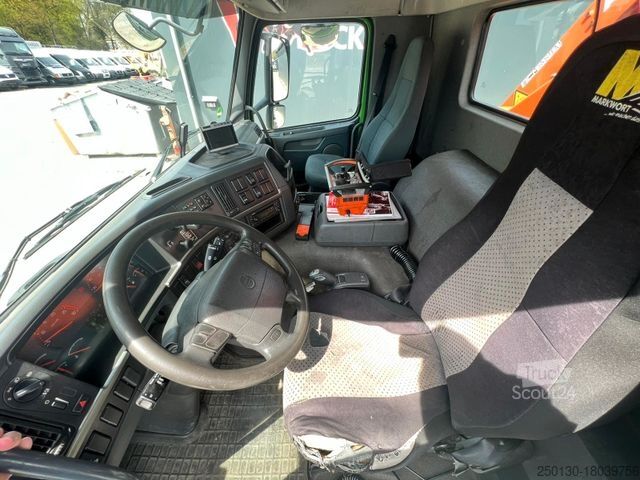Standard tractor unit VOLVO FM 330 4x2 mit Atlas AK96.3E Ladekran