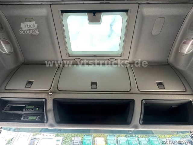 Standard trækkerunit IVECO AS 560 Hydraulik Alu Felgen Retarder