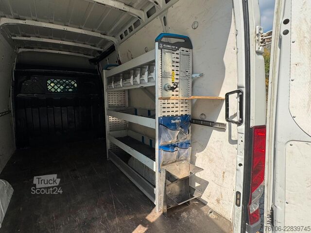 Fourgon tôlé IVECO Daily 35S16 Hi-Matic Kastenwagen L2H2