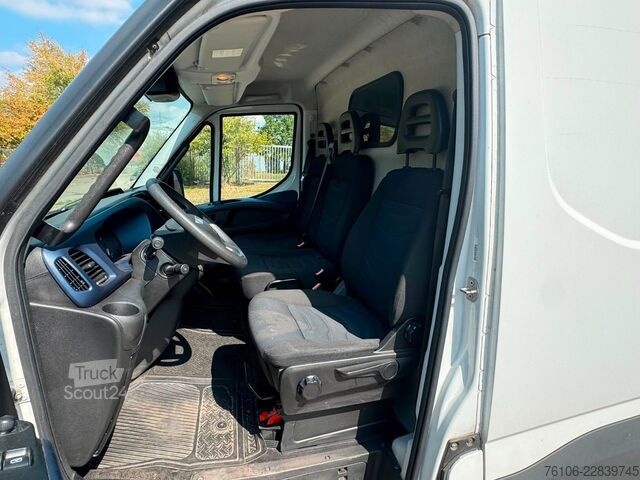 Fourgon tôlé IVECO Daily 35S16 Hi-Matic Kastenwagen L2H2