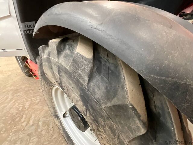 Teleskopický nakladač Manitou MT 1440 100 P